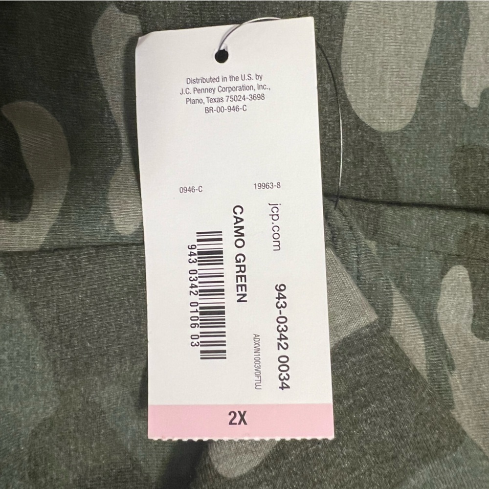 NWT a.n.a A New Approach Camo Leggings Size Women’s 2X Color Camo Green - Picture 7 of 10